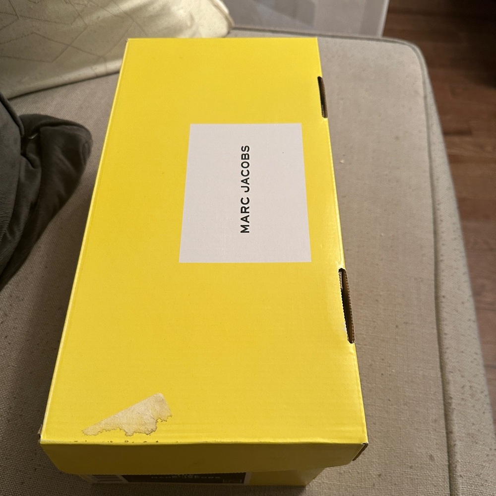 Marc Jacob slides